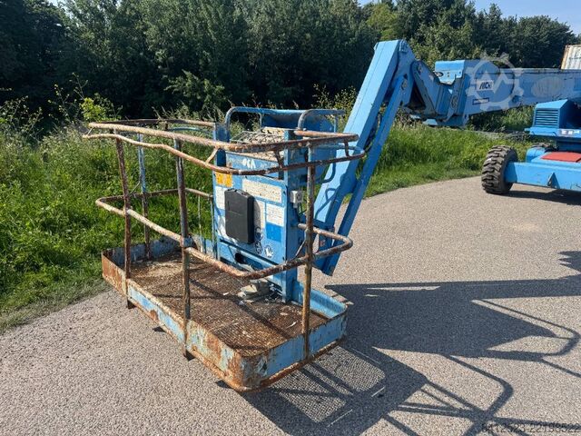 Telescopic boom lift Aichi SP 21 AJ
