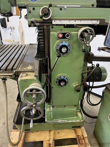 Milling machine + safety guard + digital readout + accessories Deckel FP3