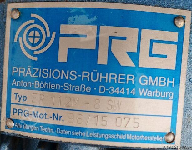 6000 Liter Rührwerksbehälter aus V2A mit Propellerrührwerk  9045