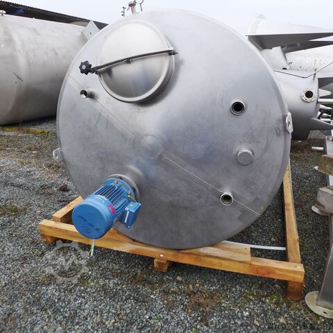 6000 Liter Rührwerksbehälter aus V2A mit Propellerrührwerk  9045