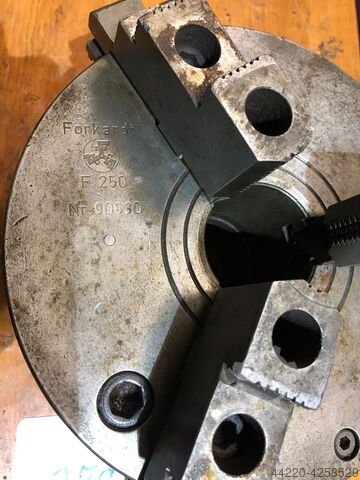 Three-jaw chuck (27927) Forkardt F 250
