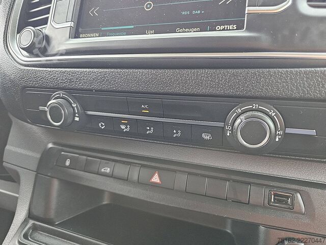 High-roof van PEUGEOT E-EXPERT L2 75kWH 330Km WLTP