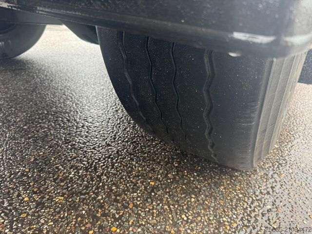 Koffer DRACO MZS218 Isolated Box / SAF Disc Brakes / NL Trailer