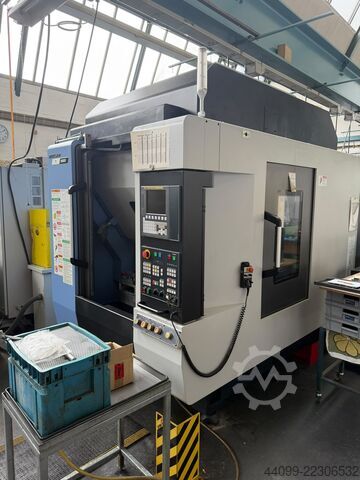 Vertikales Bearbeitungszentrum DOOSAN T 3600 D
