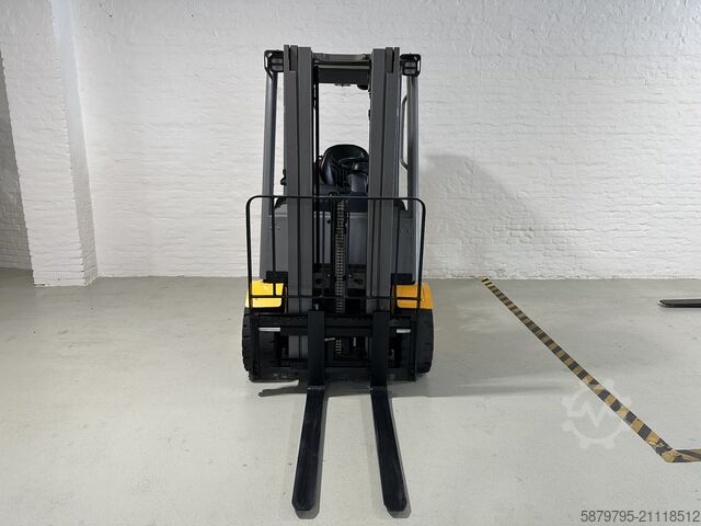 Gabelstapler Jungheinrich TFG 320s | 2000kg | 4400mm | Bj. 2016