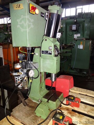 Kniehebelpresse SCHMIDT 