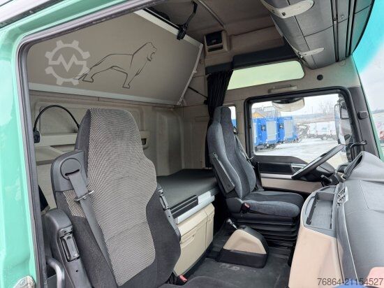 Volumen SZM MAN TGX 18.510 4X2 LOW DECK D2676LF78 RETARDER,