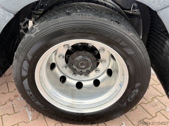 Volumen SZM MAN TGX 18.510 4X2 LOW DECK D2676LF78 RETARDER,