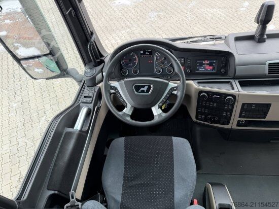 Volumen SZM MAN TGX 18.510 4X2 LOW DECK D2676LF78 RETARDER,