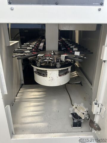 Bearbeitungszentrum Mazak FJV 250