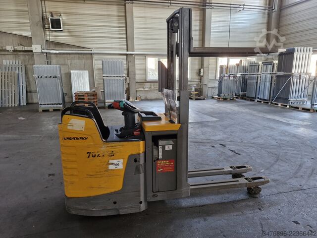 Manual pallet jack Jungheinrich ERD 220 Li