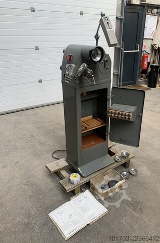 Drills Grinding Machine DECKEL SOE