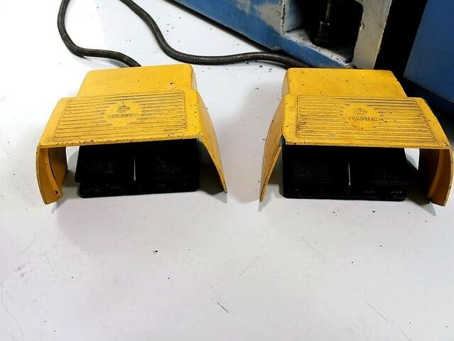 CNC Dreh-Fräszentrum Mazak SQT 250 MS