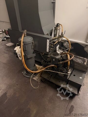 Vertikales Bearbeitungszentrum Haas VF-3