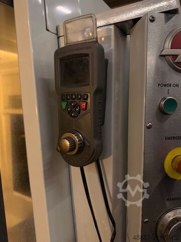 Vertikales Bearbeitungszentrum Haas VF-3