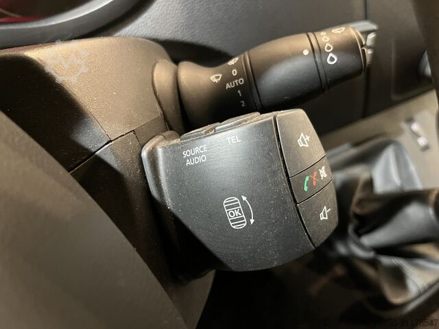 Pritschenwagen Doppelkabine Renault Master 2.3 dCi 145 PK L4 DL RWD DC Dubbel Cabin...