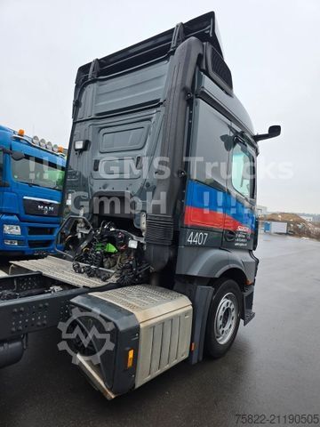 Volumen SZM MERCEDES-BENZ Actros 1842 / Volumen / Unfall / NUR 72000 km