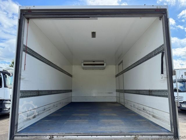 Box van MERCEDES-BENZ ATEGO 922 L Kühlkoffer 5 m LBW 1 T*THERMOKING