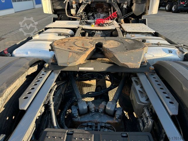 Standard tractor unit MERCEDES-BENZ Actros 1845 SZM 4x2 Streamspace *Retarder