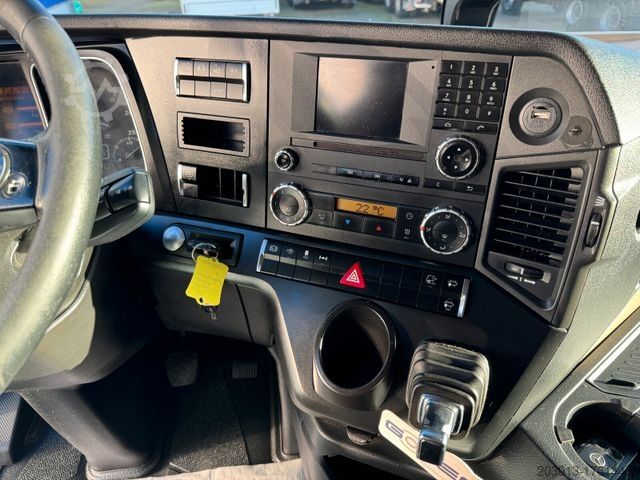 Standard tractor unit MERCEDES-BENZ Actros 1845 SZM 4x2 Streamspace *Retarder