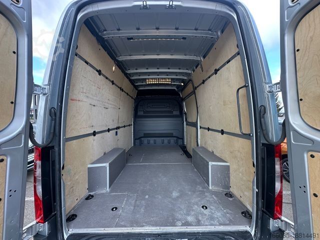 High top van MERCEDES-BENZ Sprinter III Kasten L2H2 RWD 317CDI