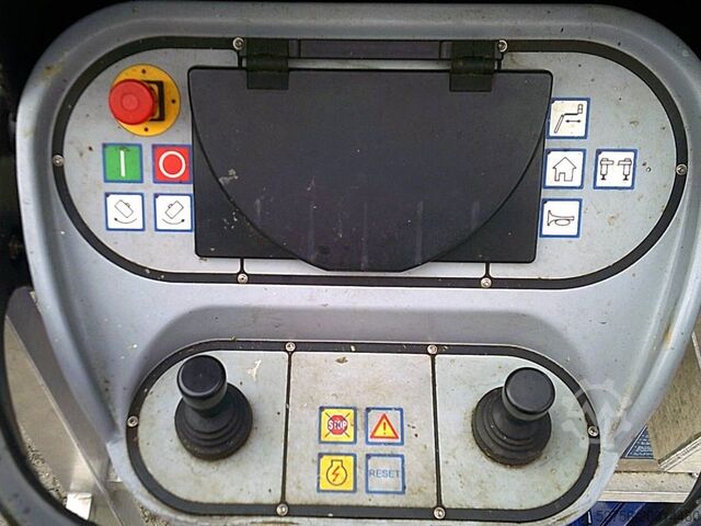 Lkw-Arbeitsbühne Palfinger P 300 KS