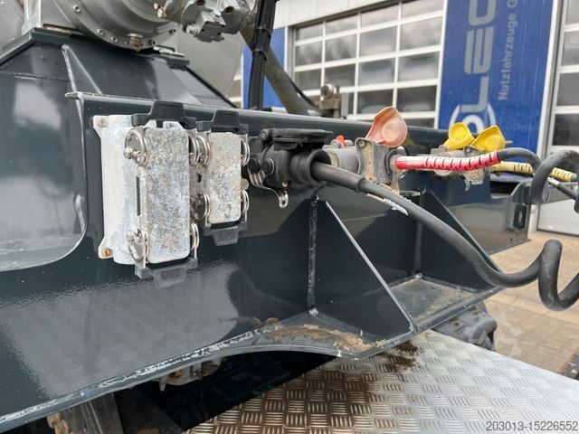 Concrete mixer truck Schwing Stetter Betonmischer Auflieger 10 m³