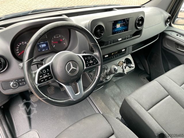 High top van MERCEDES-BENZ Sprinter 316 CDI KA/ L3H2/ AC/ Navi/ AHK/ PDC
