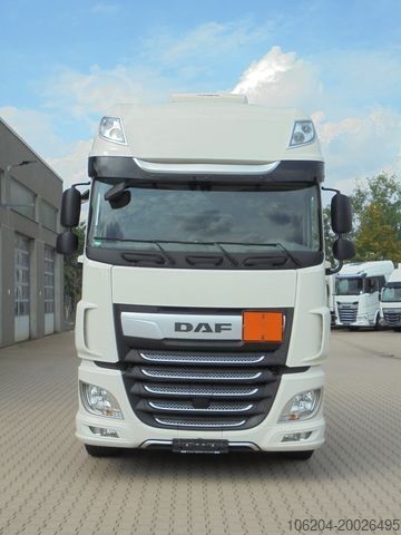 Standard tractor unit DAF XF480 FT SSC Intarder Skylights