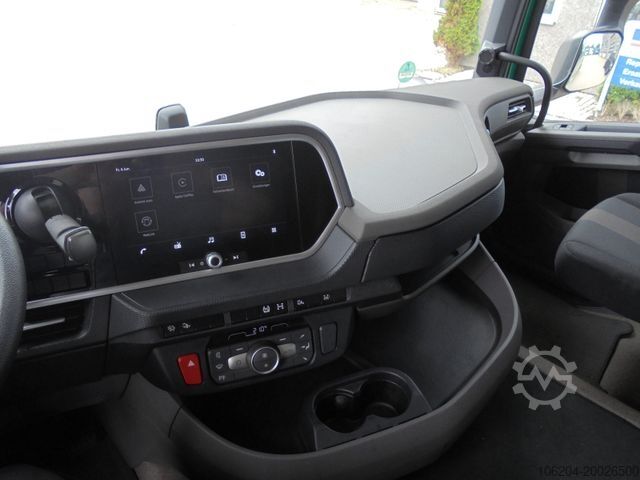 Volume tractor unit DAF XF480 FT Low Deck Sleeper High Cab Climate LCV