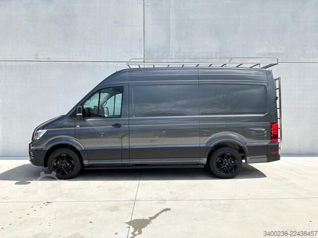 Delivery van Volkswagen Crafter