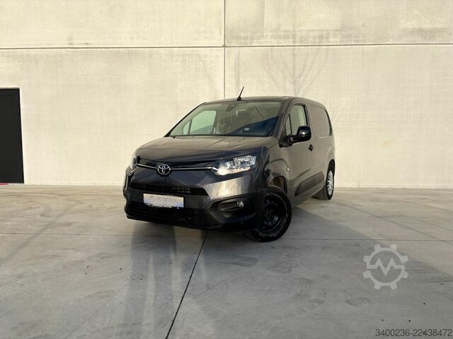 Delivery van Toyota Proace