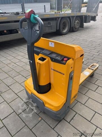 Elektrische Niederhubwagen Jungheinrich EJE 114 Lithium