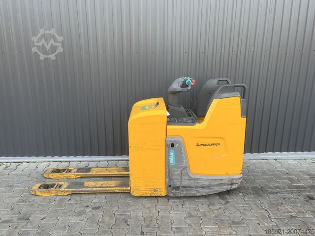 Electric Pallet Truck Jungheinrich ERE225