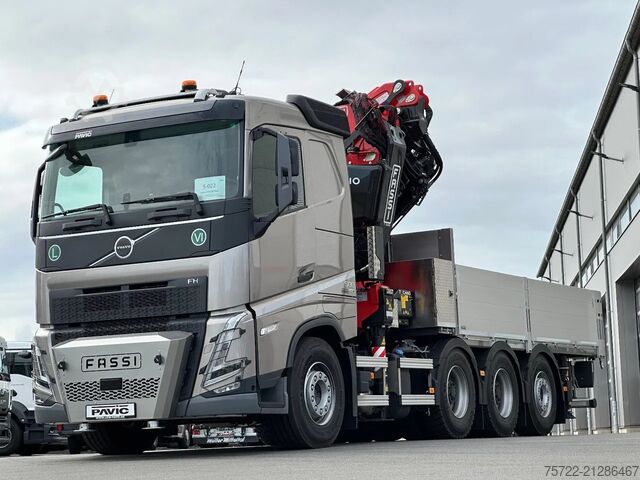 Kranwagen Volvo FH 500 8x4 Pritsche mit Fassi F905R.2.7 + JIB