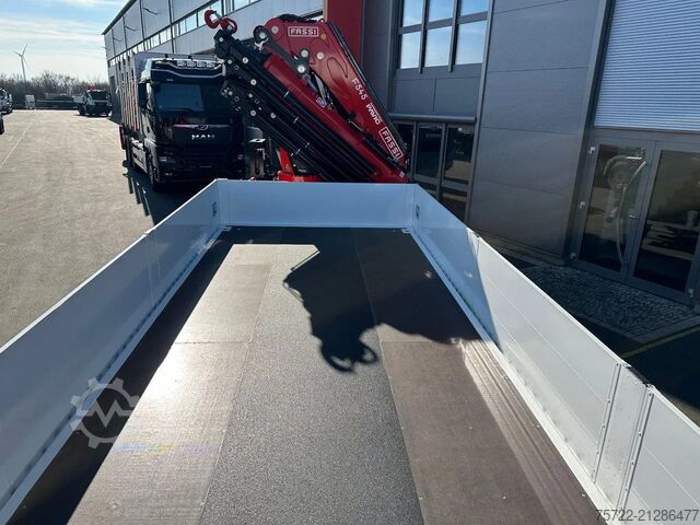 Containertransport Volvo FH 500 6x2 Containerpritsche mit FASSI 545RA.2.28