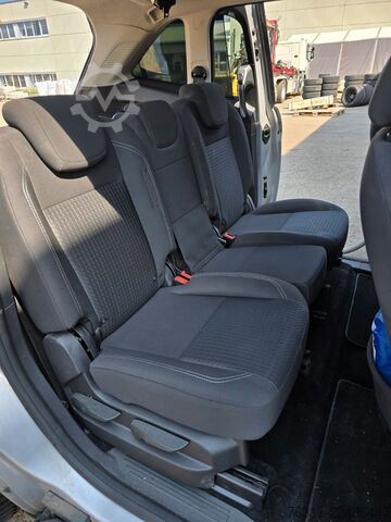 Minibus FORD Grand C-Max 1,5TDCi 88kW Trend