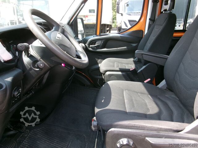 Curtain sider van IVECO Daily 35C17*DoKa*Luft*AHK*Diff*Klima*6 Sitze