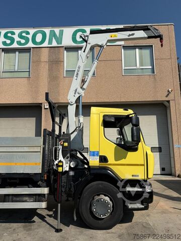 Flatbed truck Renault D220