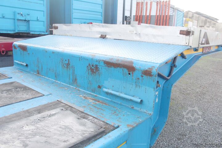 Tieflader-Auflieger für Baumaschinen de angelis pianale carrellone rampe 3 assi usato