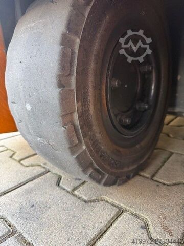 Electric 3-wheel forklift Still RX50-16