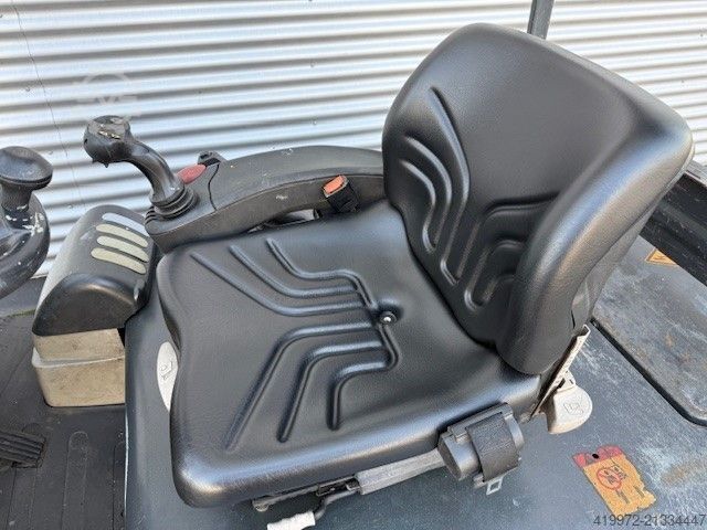 Electric 4-wheel forklift Still R60-30