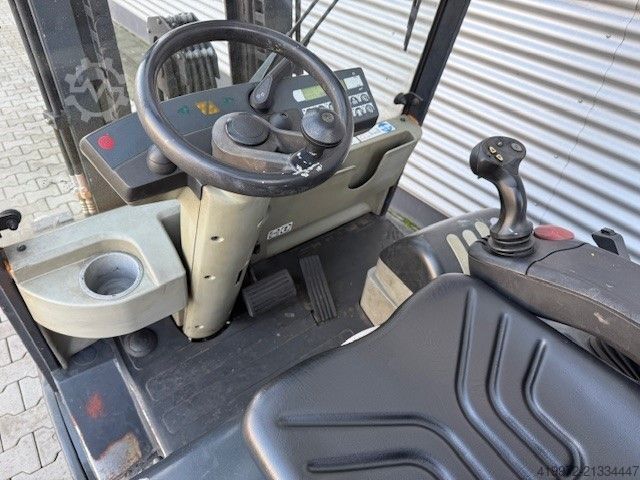 Electric 4-wheel forklift Still R60-30