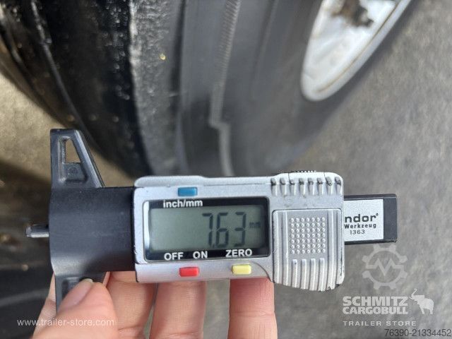 Open semitrailer with tarp Schmitz Cargobull Semitrailer Curtainsider Standard