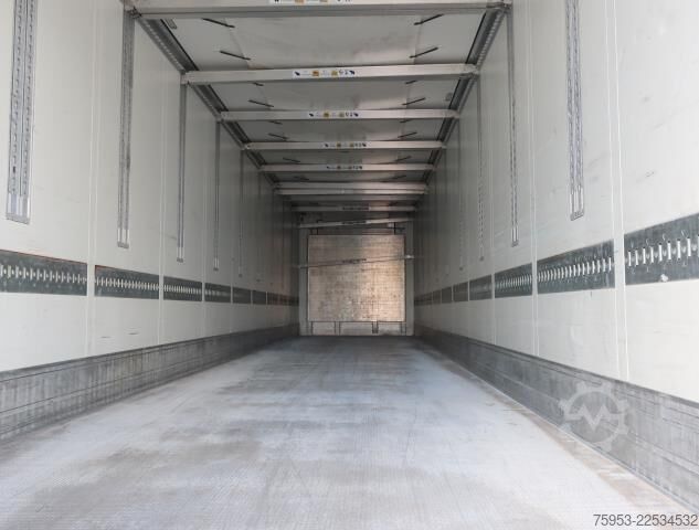 Reefer semitrailer Schmitz Cargobull SKO 24 Doppelstock Carrier Vector HE 19