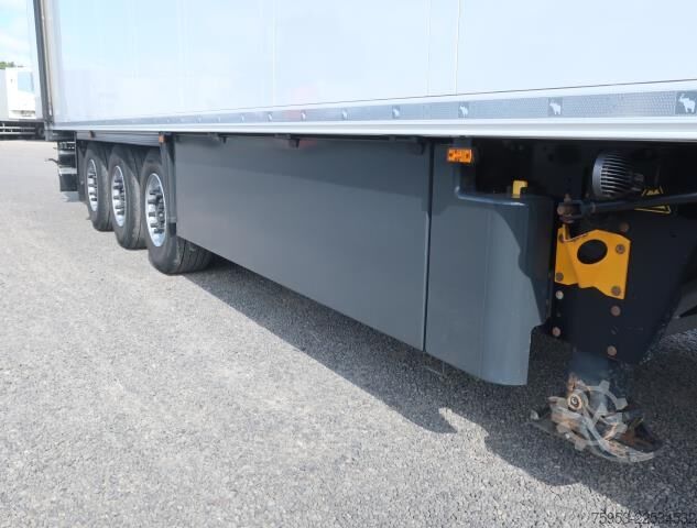 Reefer semitrailer Schmitz Cargobull SKO 24 Doppelstock Carrier Vector HE 19