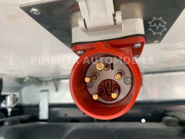 Kühltransporter IVECO Daily 70C18P TK-KOFFER LUFT LBW AHK LED AKTION