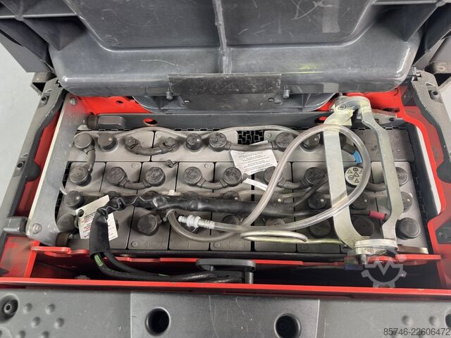 V * DEMO !! mit SICHERHEITSTOREN !! LINDE V  * DEMO !! with SAFETY gates !!