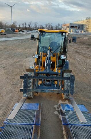 Loader JCB 407 Diesel 5t