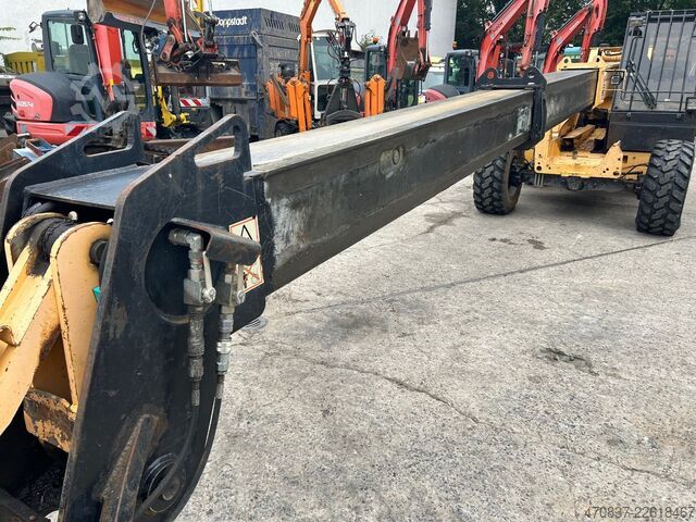 Teleskoparmstapler SAMBRON T301 10 / 4x4x4 / Tragkraft 3.000 kg / 10 m